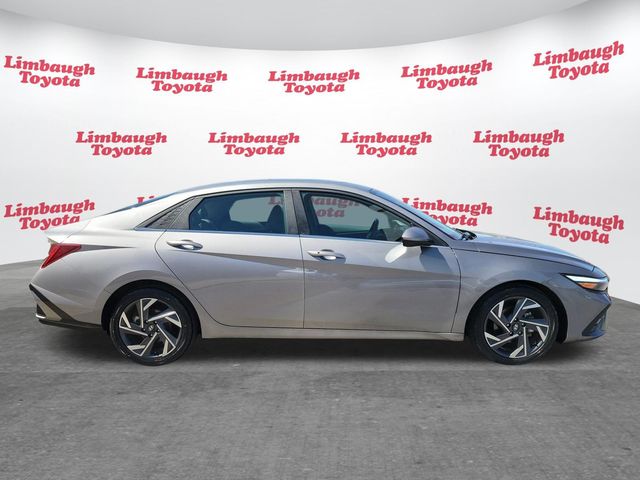 2025 Hyundai Elantra SEL Convenience IVT - 23084134 - 21