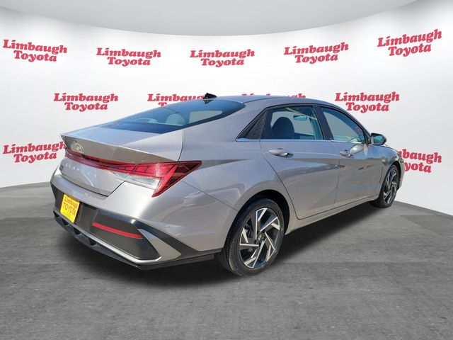 2025 Hyundai Elantra SEL Convenience IVT - 23084134 - 22