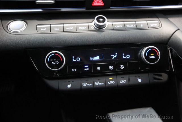 2025 Hyundai Elantra SEL Convenience IVT - 23037284 - 19