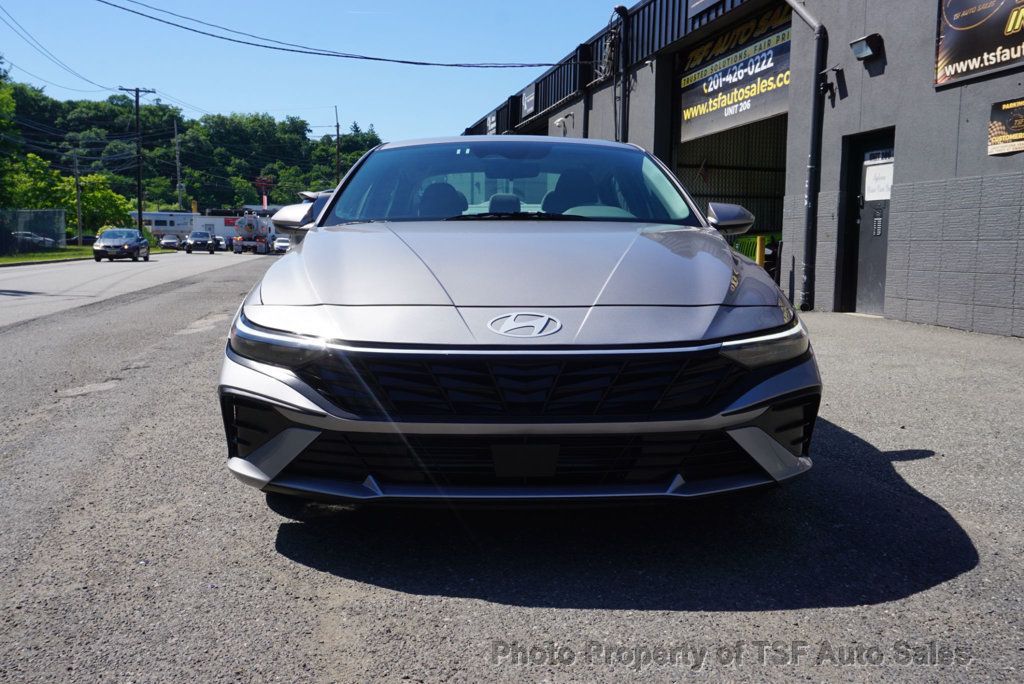 2025 Hyundai Elantra SEL Convenience IVT - 23035849 - 1