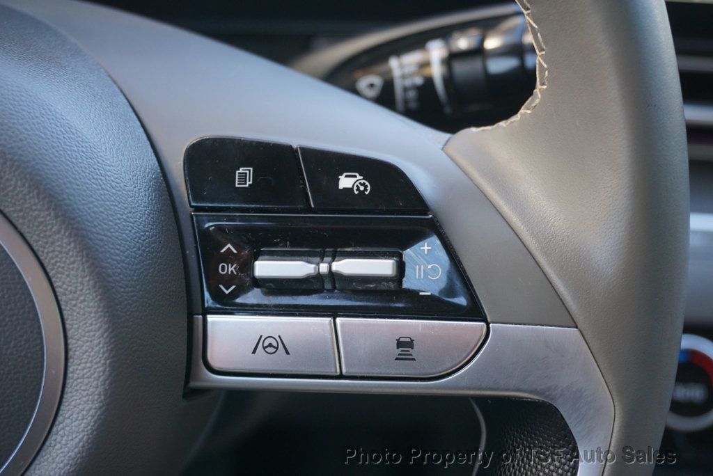 2025 Hyundai Elantra SEL Convenience IVT - 23035849 - 30