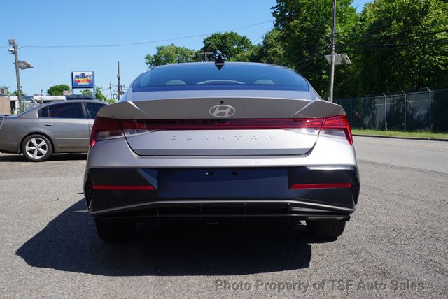 2025 Hyundai Elantra SEL Convenience IVT - 23035849 - 5