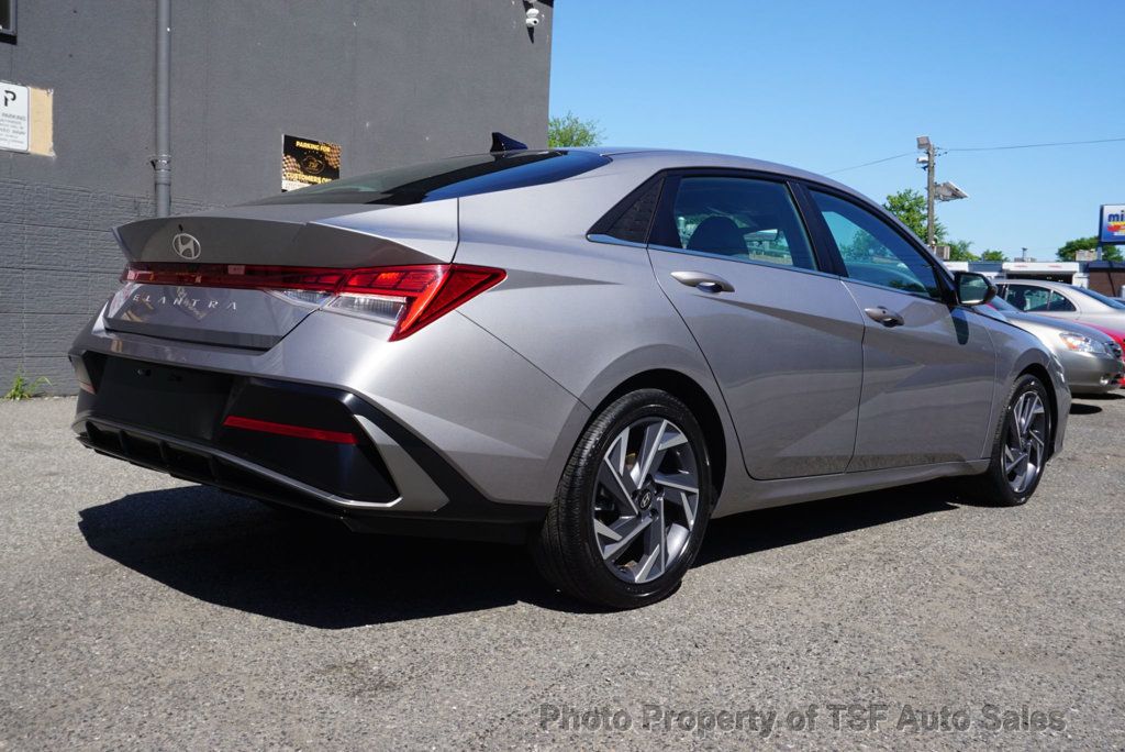 2025 Hyundai Elantra SEL Convenience IVT - 23035849 - 6