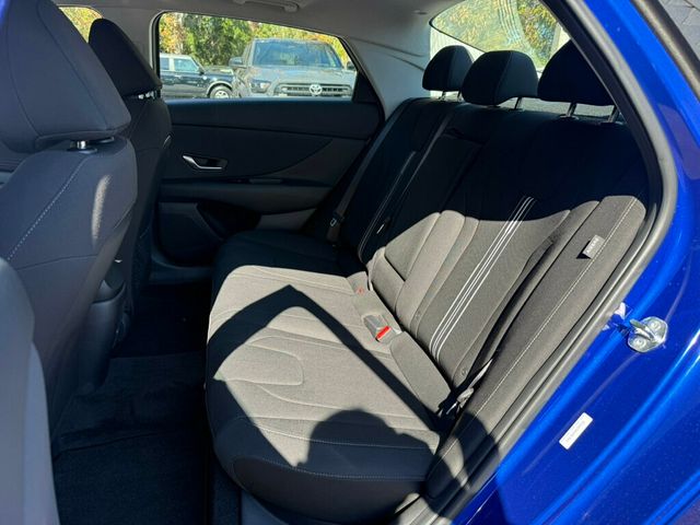 2025 Hyundai Elantra SEL Convenience IVT - 22945595 - 8