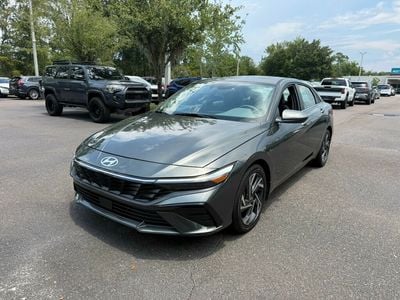 2025 Hyundai Elantra - KMHLS4DG5SU967572