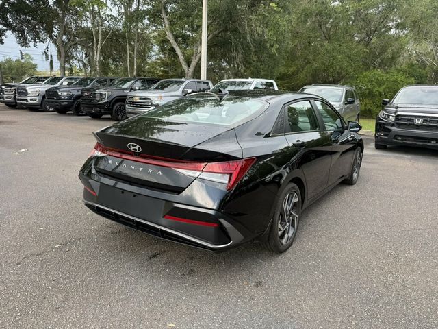2025 Hyundai Elantra SEL Convenience IVT - 23059309 - 9