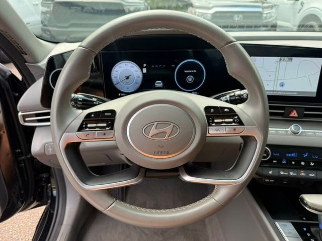 2025 Hyundai Elantra SEL Convenience IVT - 23069639 - 4