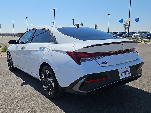 2025 Hyundai Elantra SEL Sport IVT - 23049909 - 2