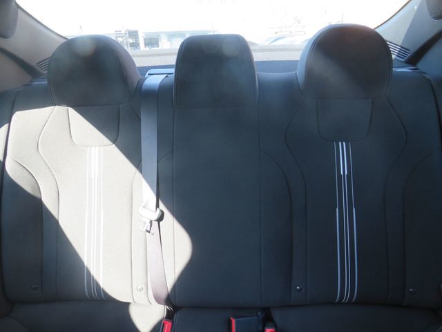 2025 Hyundai Elantra SEL Sport IVT - 23010958 - 10