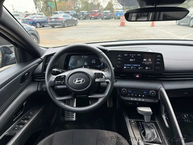 2025 Hyundai Elantra SEL Sport IVT - 23004097 - 13