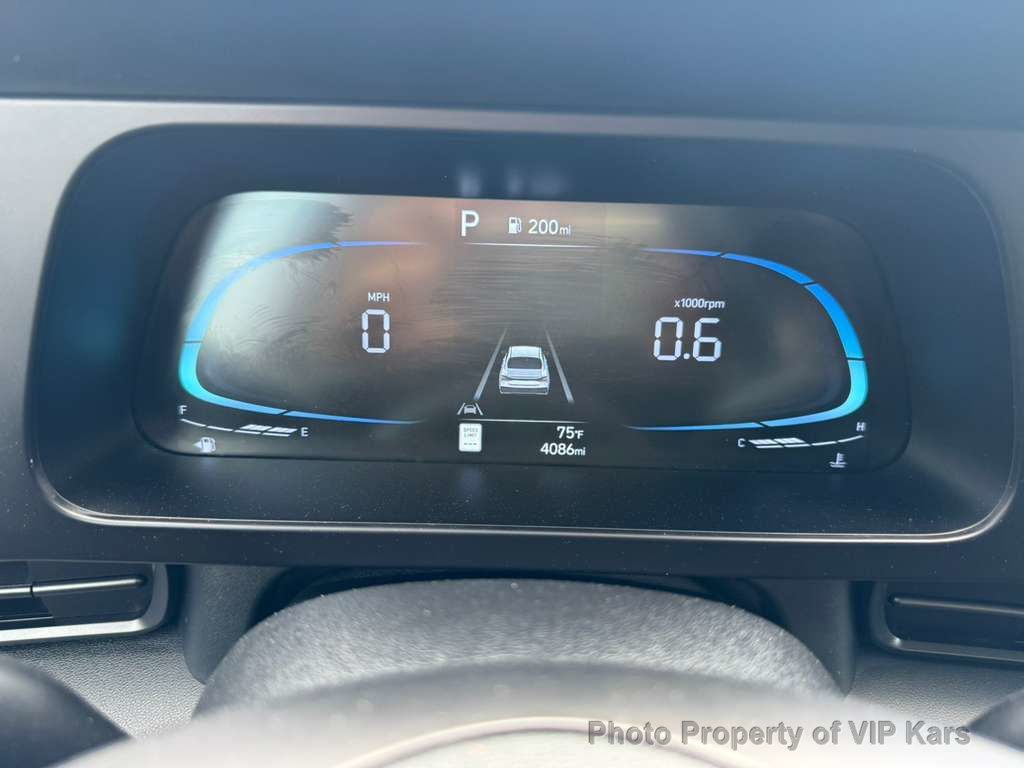 2025 Hyundai Elantra SEL Sport IVT - 23004097 - 14