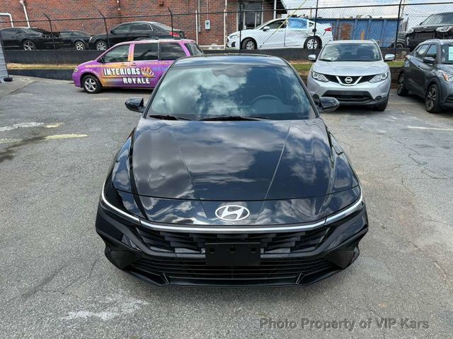 2025 Hyundai Elantra SEL Sport IVT - 23004097 - 1