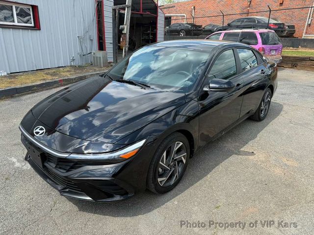 2025 Hyundai Elantra SEL Sport IVT - 23004097 - 22