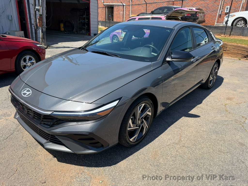 2025 Hyundai Elantra SEL Sport IVT - 23010785 - 22