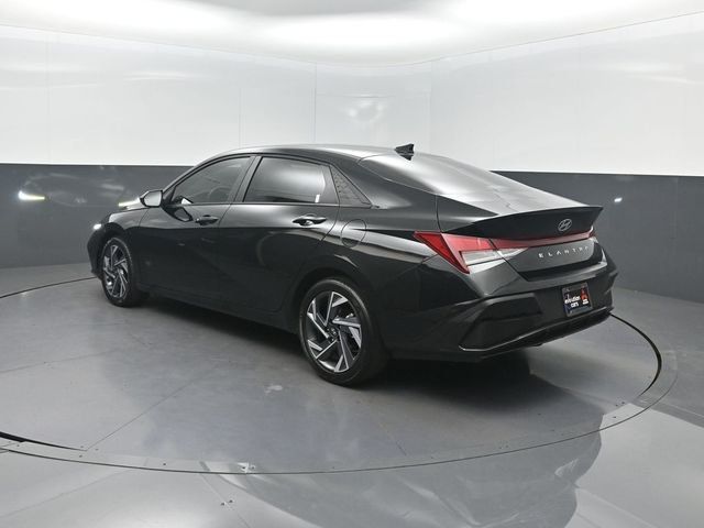 2025 Hyundai Elantra SEL Sport IVT - 23062769 - 23