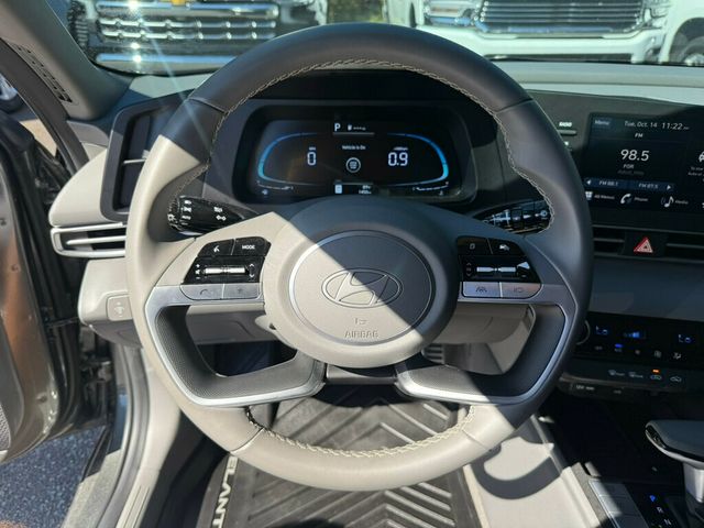 2025 Hyundai Elantra SEL Sport IVT - 22927994 - 4