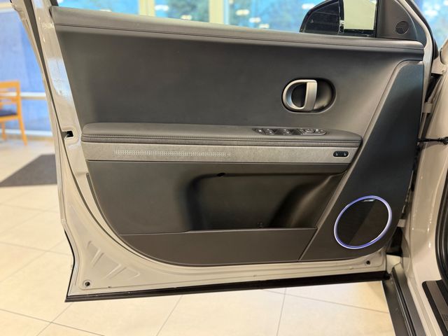 2025 Hyundai IONIQ 5  - 23079922 - 17