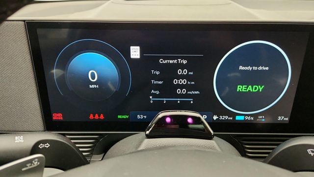 2025 Hyundai IONIQ 5 Limited - 22942642 - 12