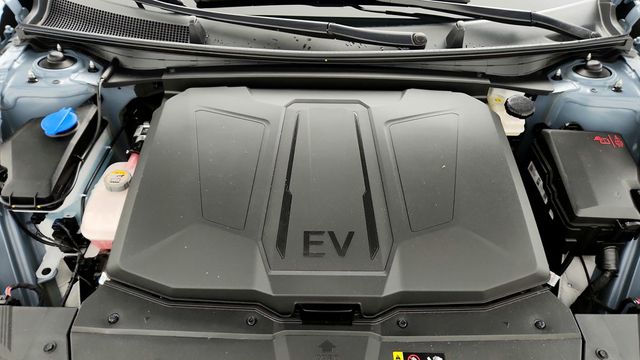 2025 Hyundai IONIQ 5 Limited - 22942642 - 26