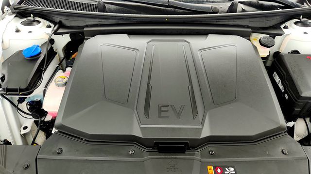 2025 Hyundai IONIQ 5 Limited AWD *Ltd Avail* - 22965212 - 26