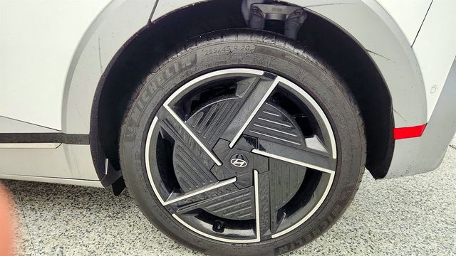 2025 Hyundai IONIQ 5 Limited AWD *Ltd Avail* - 22965212 - 8