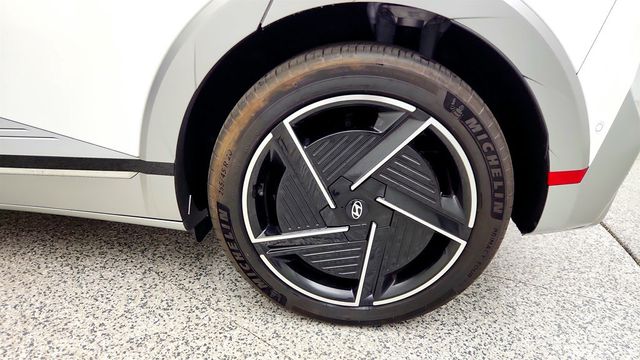 2025 Hyundai IONIQ 5 Limited AWD *Ltd Avail* - 23012900 - 8