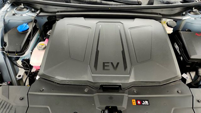 2025 Hyundai IONIQ 5 Limited RWD - 23012280 - 26