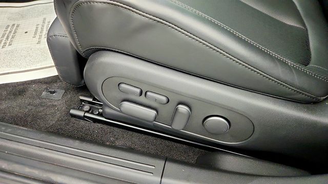 2025 Hyundai IONIQ 5 Limited RWD *Ltd Avail* - 23012282 - 10