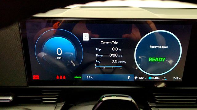 2025 Hyundai IONIQ 5 Limited RWD *Ltd Avail* - 23012570 - 14