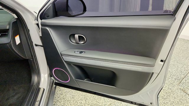 2025 Hyundai IONIQ 5 Limited RWD *Ltd Avail* - 23012570 - 26