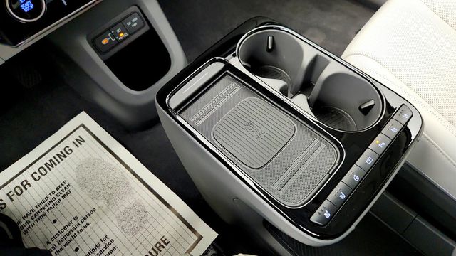 2025 Hyundai IONIQ 5 Limited RWD *Ltd Avail* - 23012604 - 15