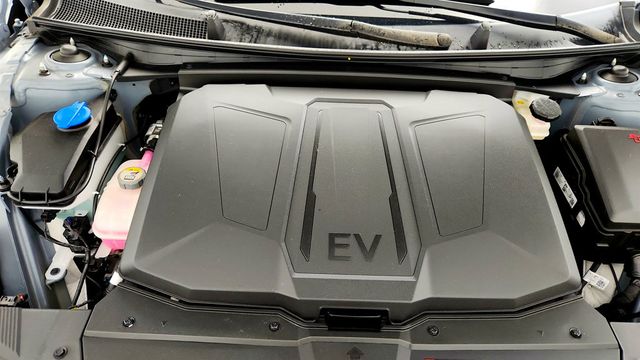 2025 Hyundai IONIQ 5 Limited RWD *Ltd Avail* - 23012604 - 26