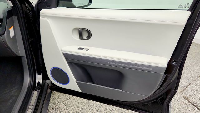 2025 Hyundai IONIQ 5 Limited RWD *Ltd Avail* - 23048509 - 26