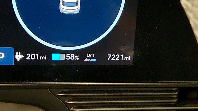 2025 Hyundai IONIQ 5 Limited RWD *Ltd Avail* - 23057825 - 13