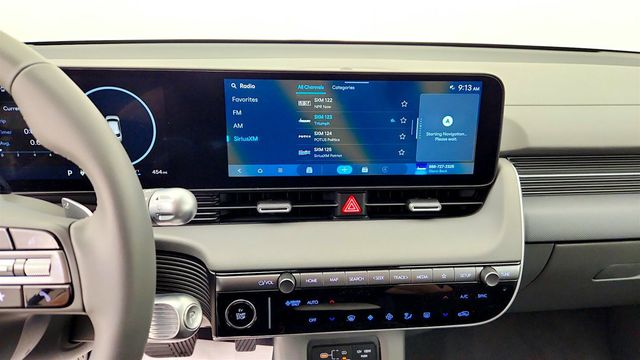 2025 Hyundai IONIQ 5 SE AWD - 23082201 - 17
