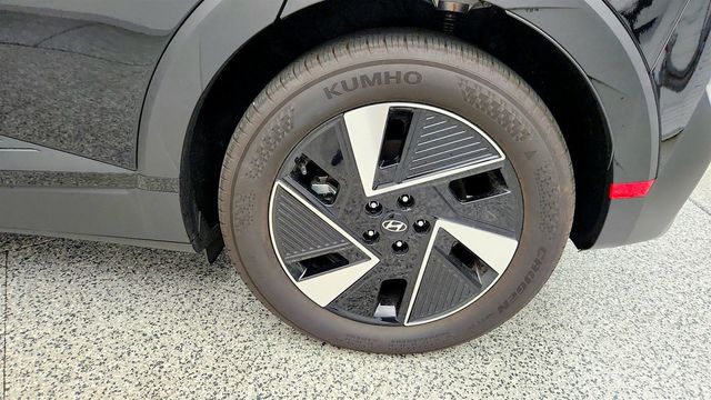 2025 Hyundai IONIQ 5 SE AWD - 23082201 - 8