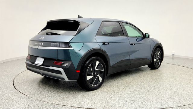 2025 Hyundai IONIQ 5 SE AWD - 22965177 - 4