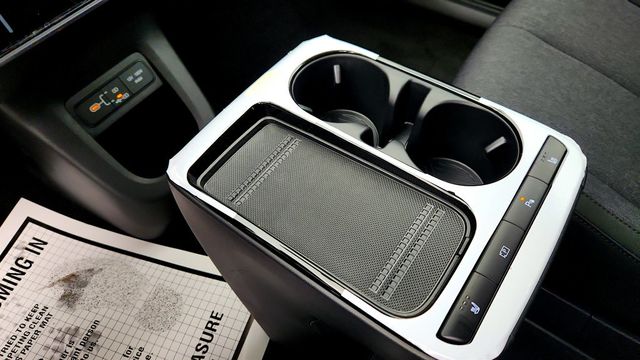 2025 Hyundai IONIQ 5 SE AWD - 22965189 - 14