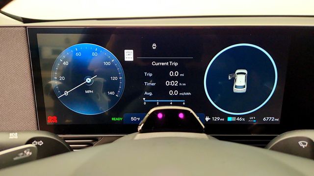 2025 Hyundai IONIQ 5 SE AWD - 23092258 - 12