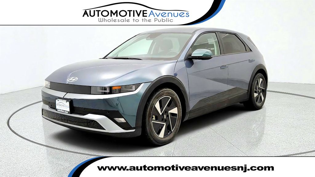 2025 Hyundai IONIQ 5 SE AWD w/ 19'' Wheels - 23079589 | Video 1