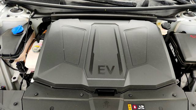 2025 Hyundai IONIQ 5 SEL AWD - 23012312 - 25