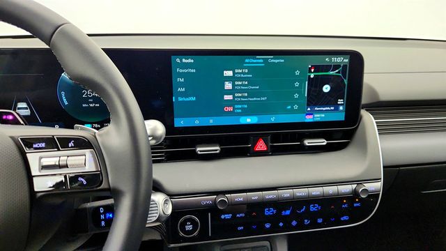 2025 Hyundai IONIQ 5 SEL AWD *Ltd Avail* - 23003966 - 14