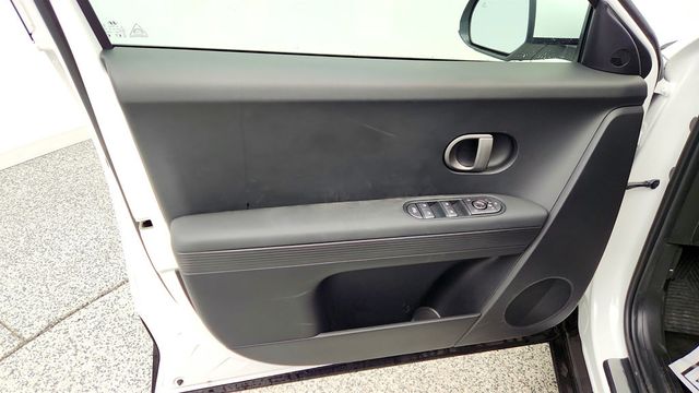 2025 Hyundai IONIQ 5 SEL RWD - 23009588 - 9