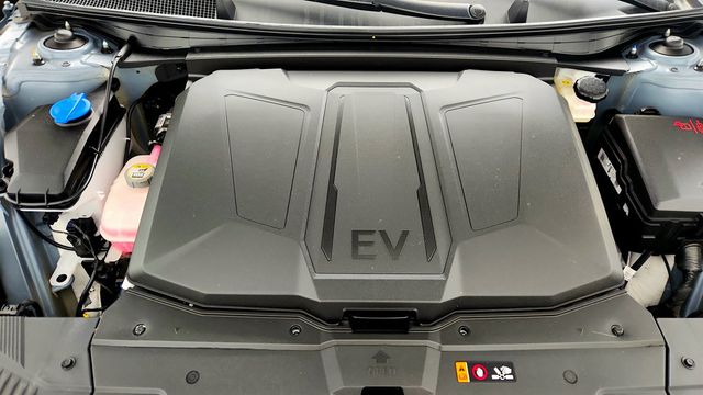 2025 Hyundai IONIQ 5 SEL RWD - 23015394 - 25