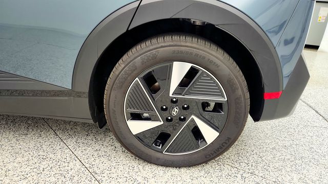 2025 Hyundai IONIQ 5 SEL RWD - 23015394 - 8