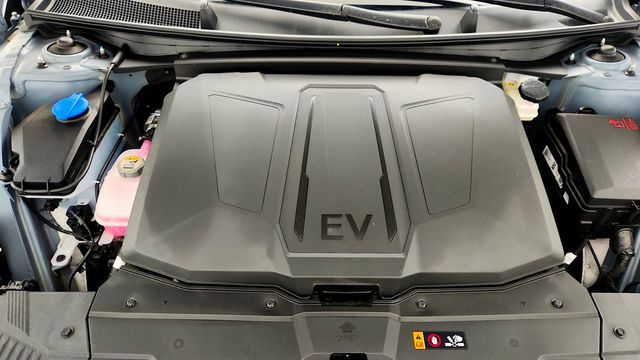 2025 Hyundai IONIQ 5 SEL RWD *Ltd Avail* - 23015369 - 25