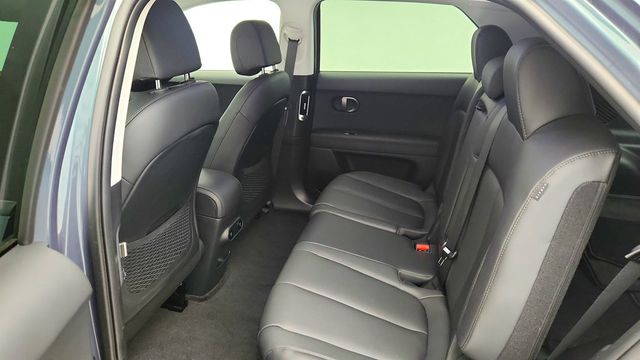 2025 Hyundai IONIQ 5 SE RWD *Ltd Avail* - 23015398 - 18