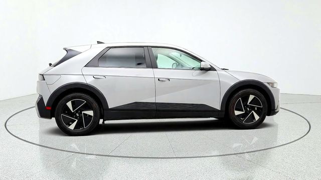 2025 Hyundai IONIQ 5 SE Standard Range RWD - 23093301 - 3