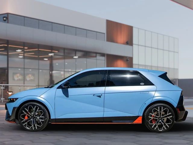 2025 Hyundai IONIQ 5 N AWD - 22938502 - 10