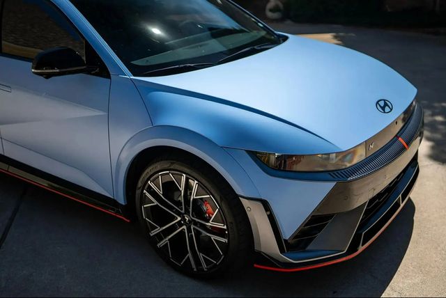 2025 Hyundai IONIQ 5 N AWD - 22938502 - 16